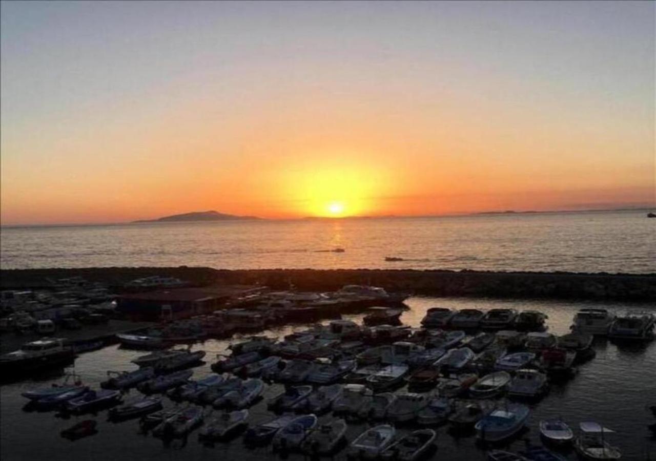 Apartmán Relais Del Mare Con Terrazza Fronte Mare Free Parking Massa Lubrense Exteriér fotografie