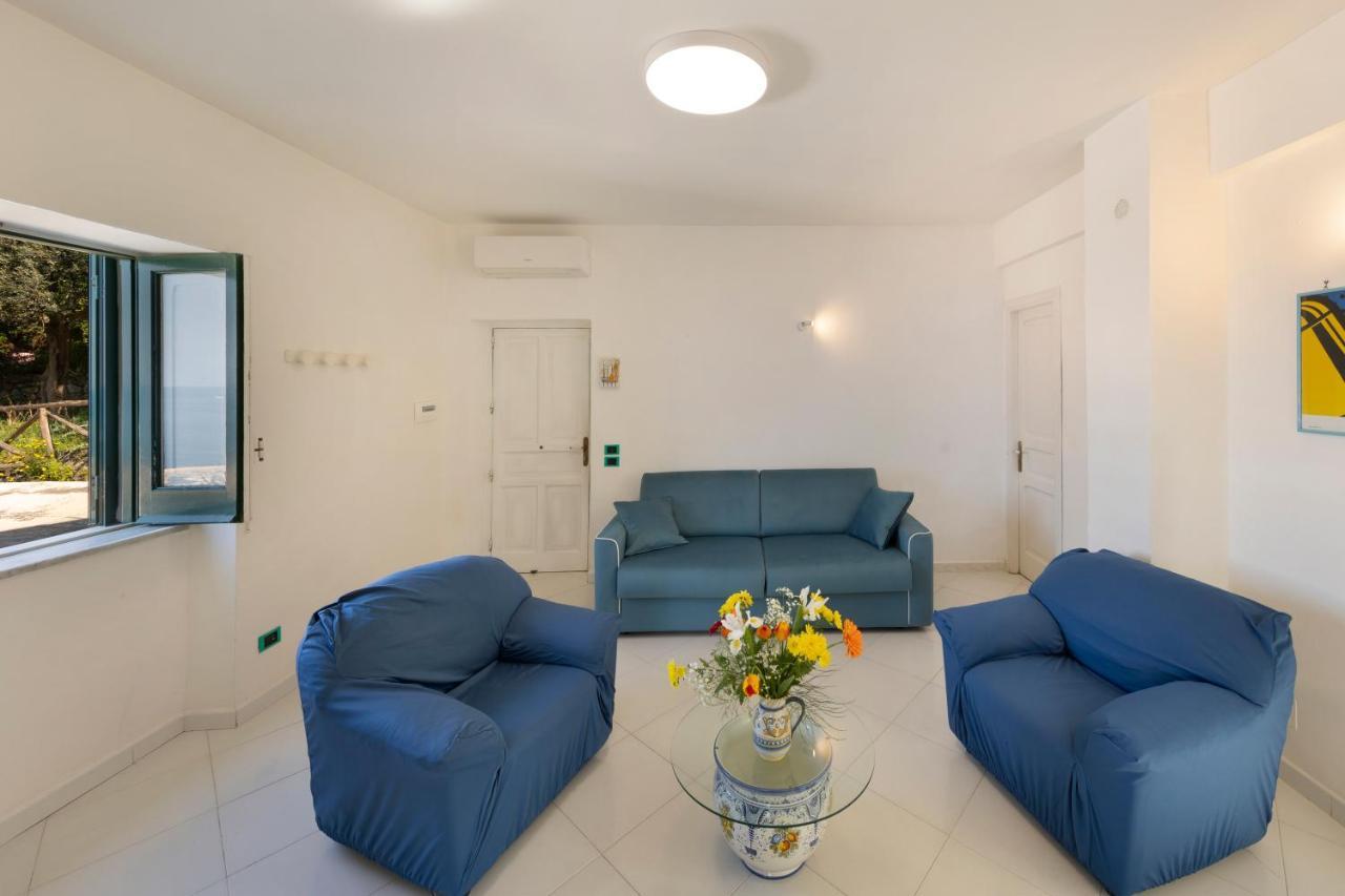 Apartmán Relais Del Mare Con Terrazza Fronte Mare Free Parking Massa Lubrense Exteriér fotografie